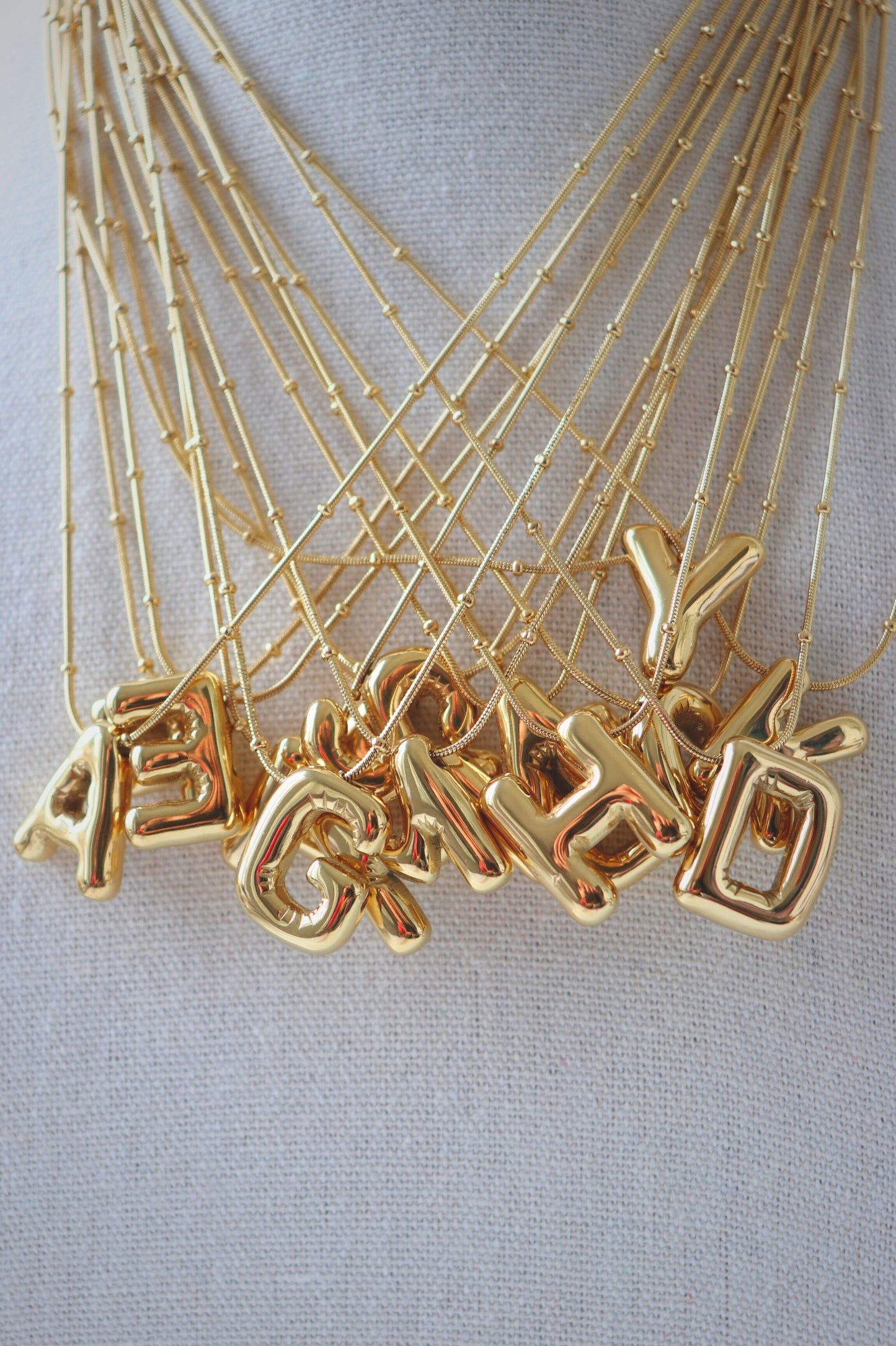 COLLIER ESSENTIEL