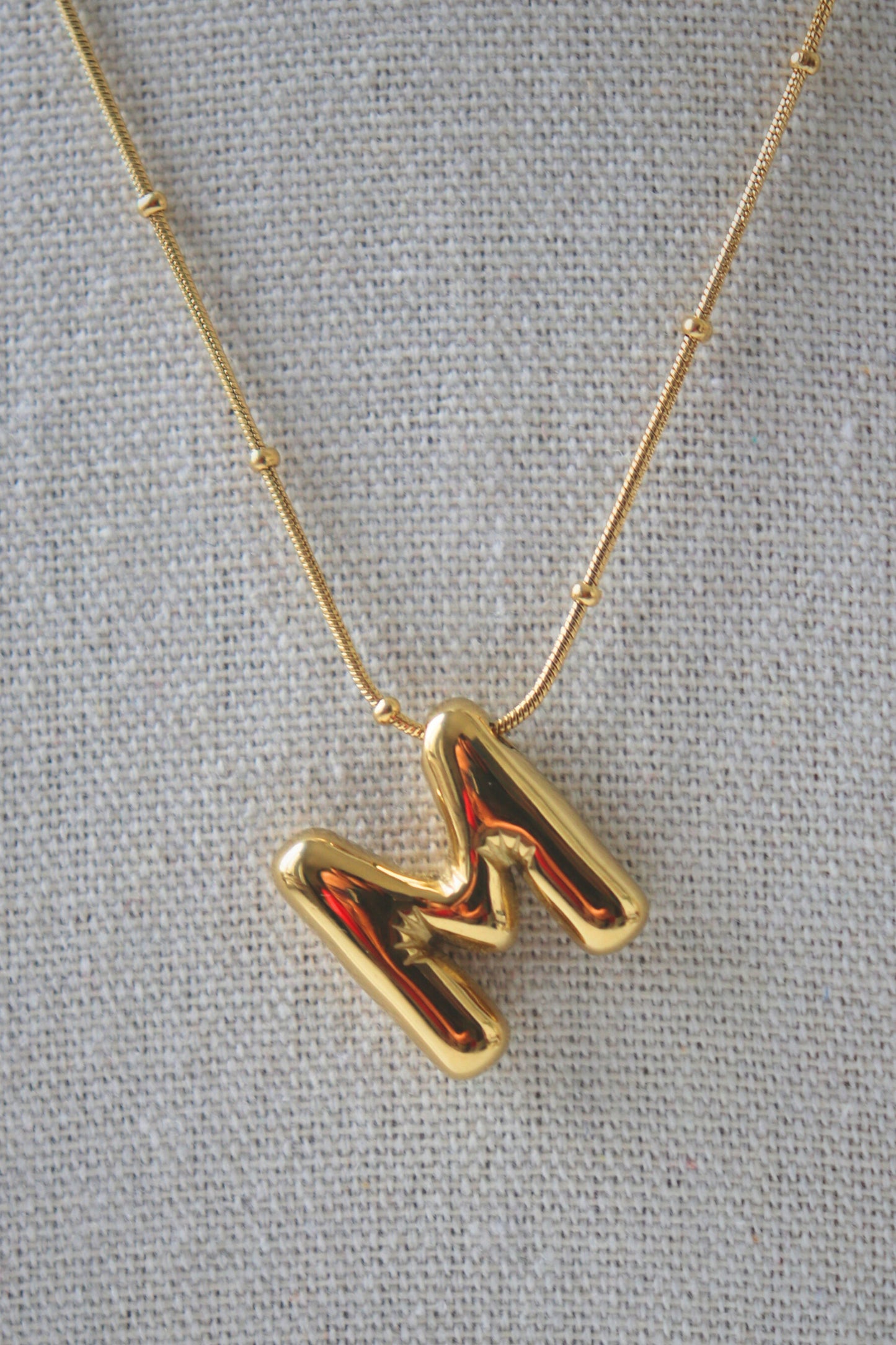 COLLIER ESSENTIEL