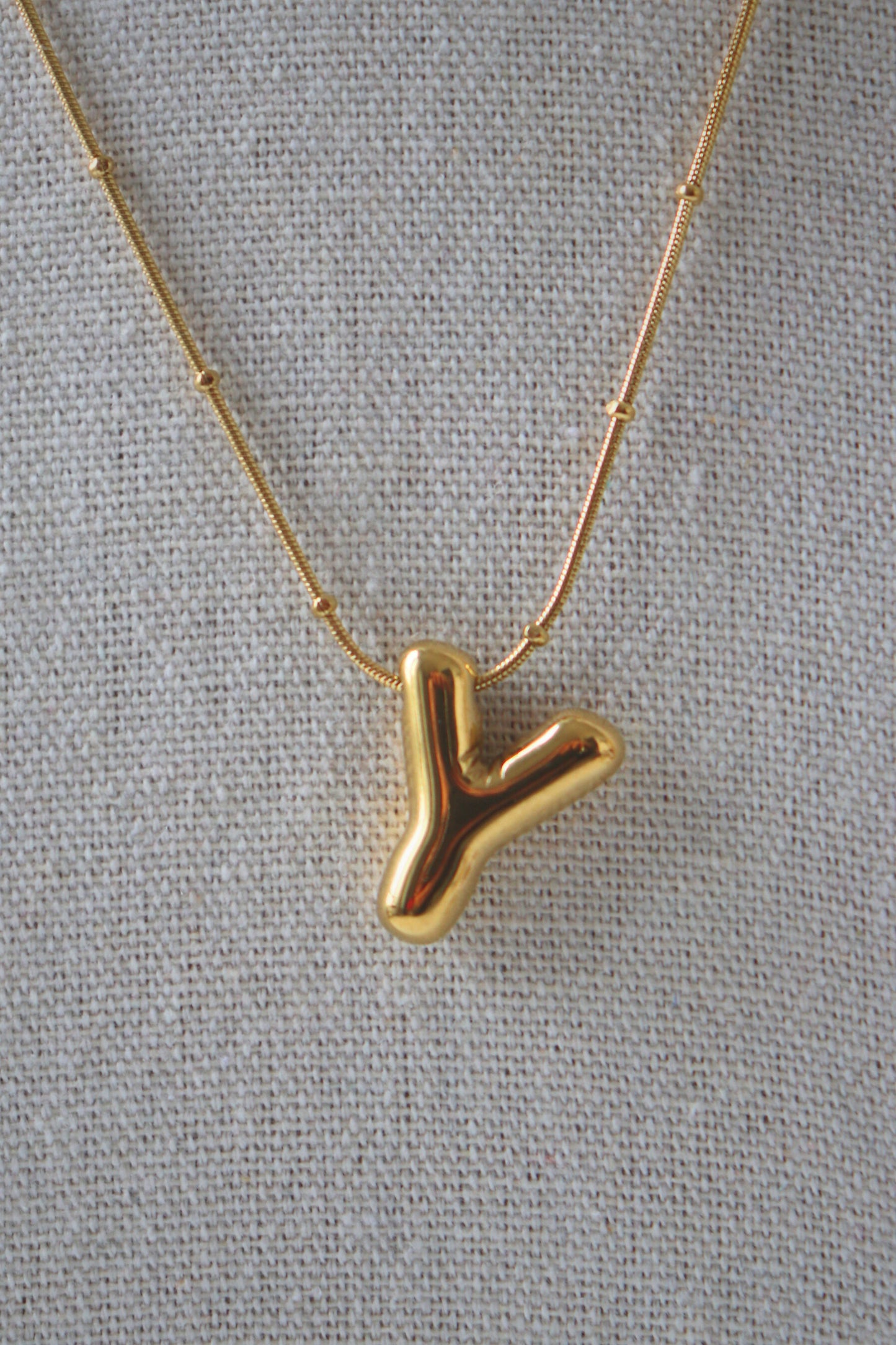 COLLIER ESSENTIEL