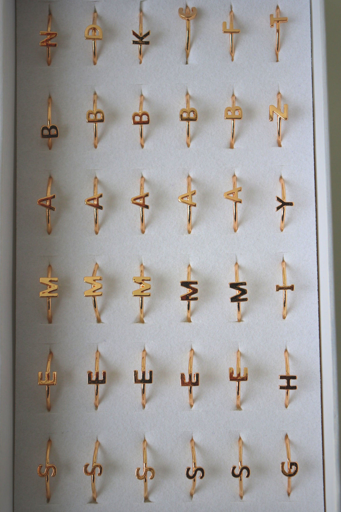 BAGUES LETTRE