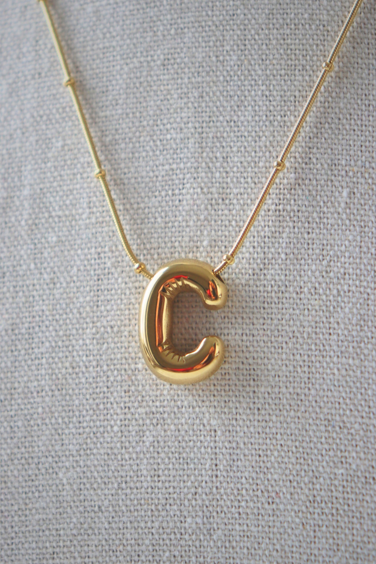 COLLIER ESSENTIEL