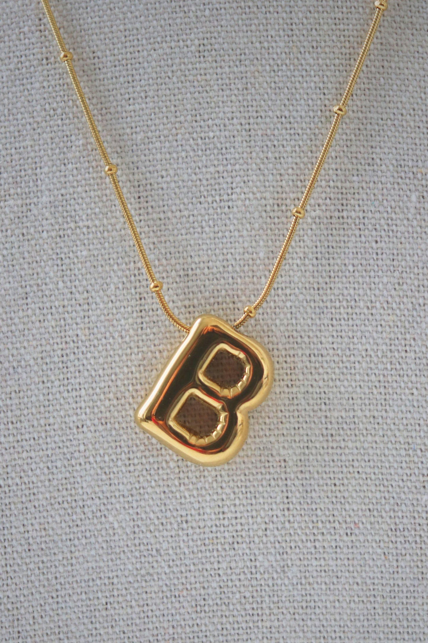 COLLIER ESSENTIEL