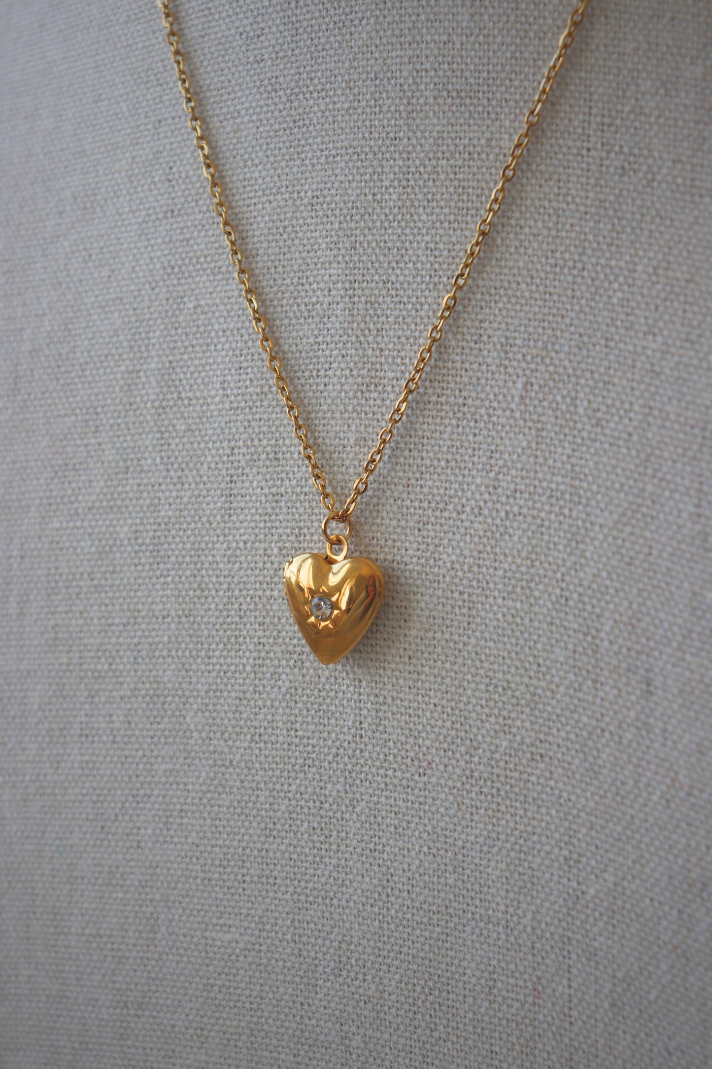CASSIA NECKLACE