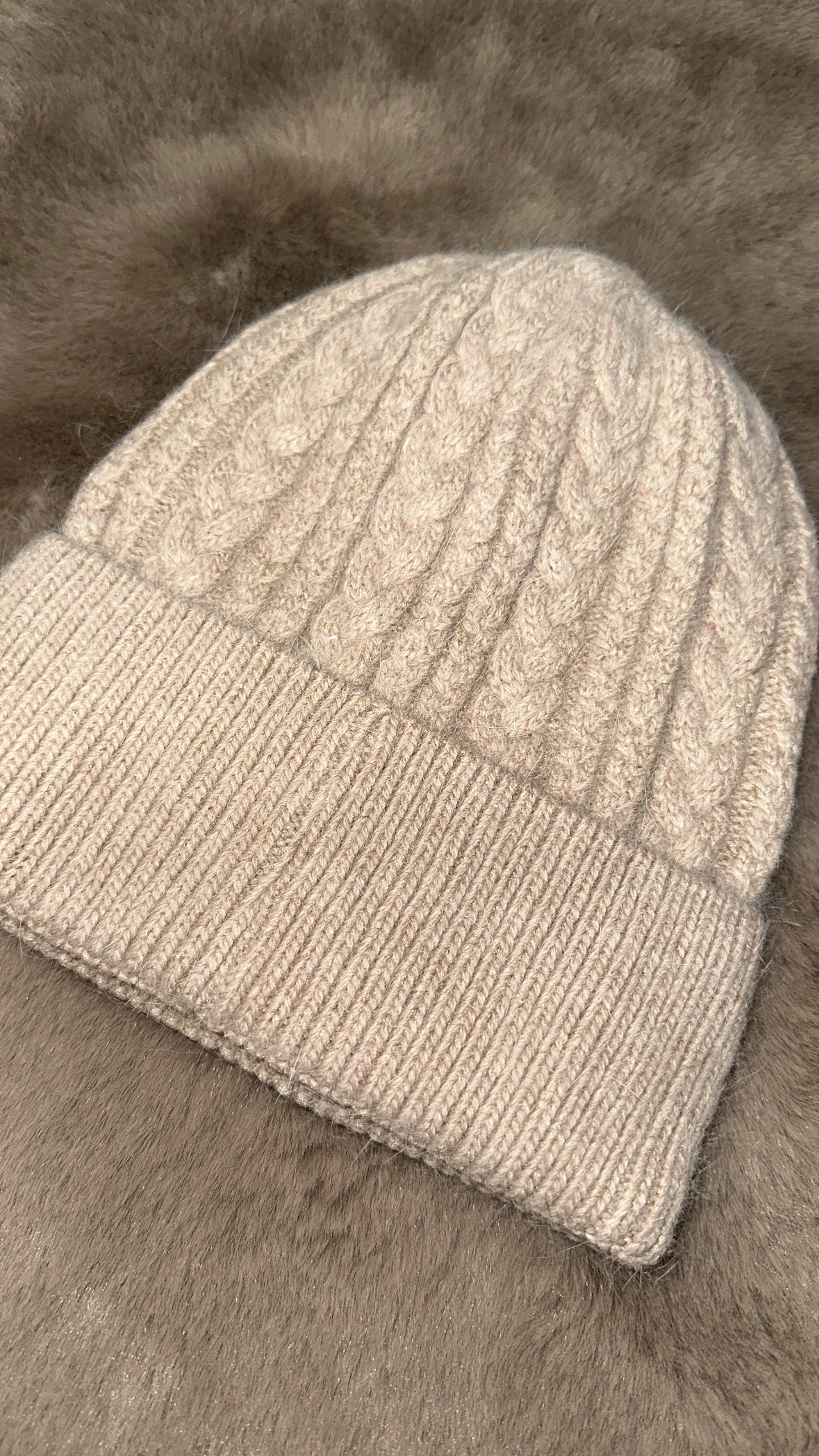BONNET EN MAILLE