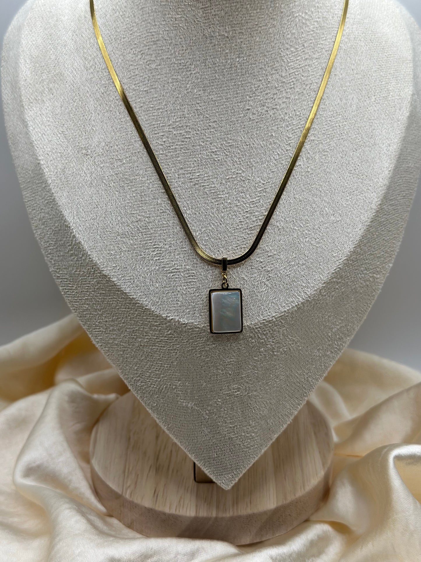 CHARM NECKLACE