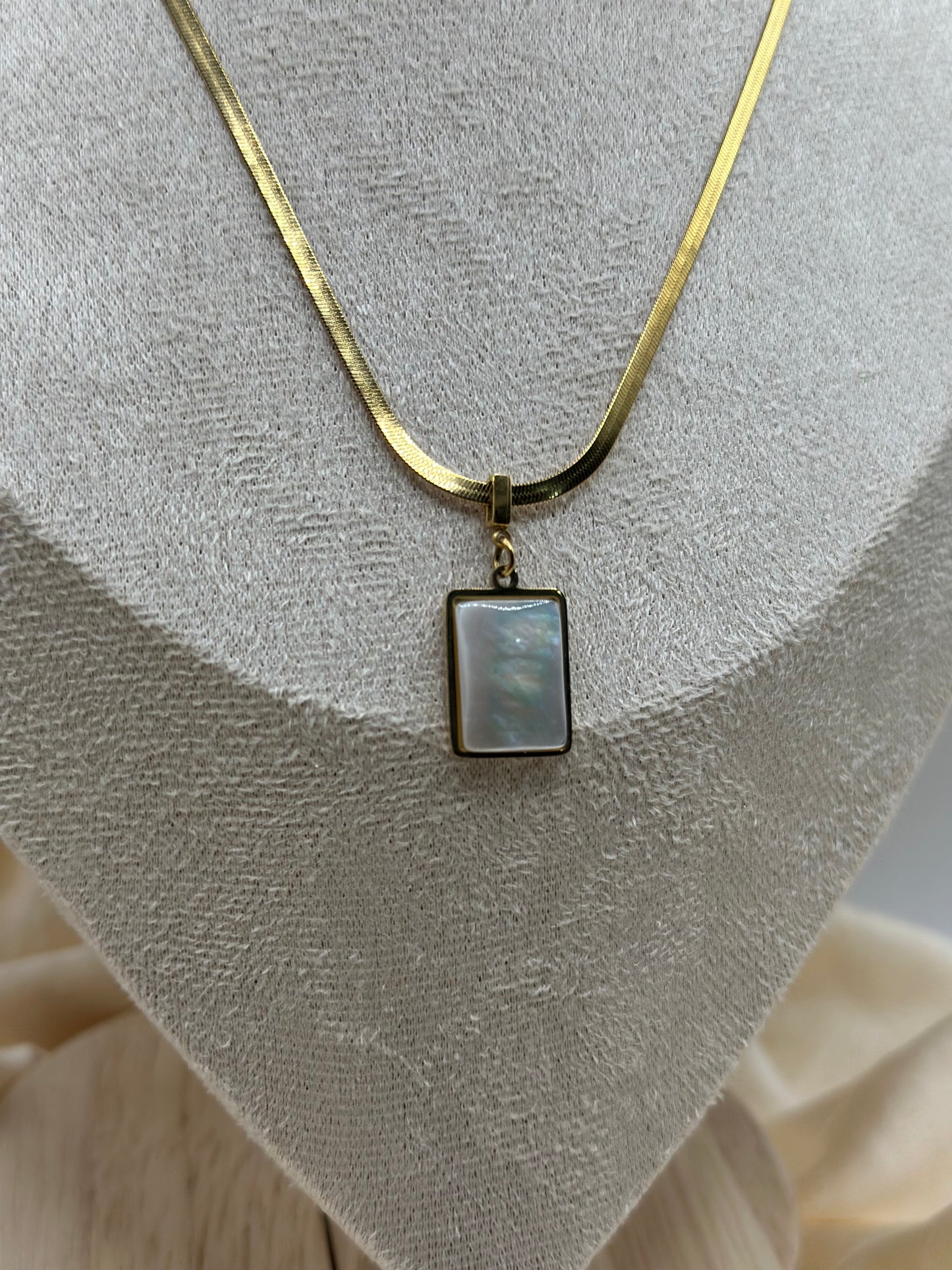 CHARM NECKLACE