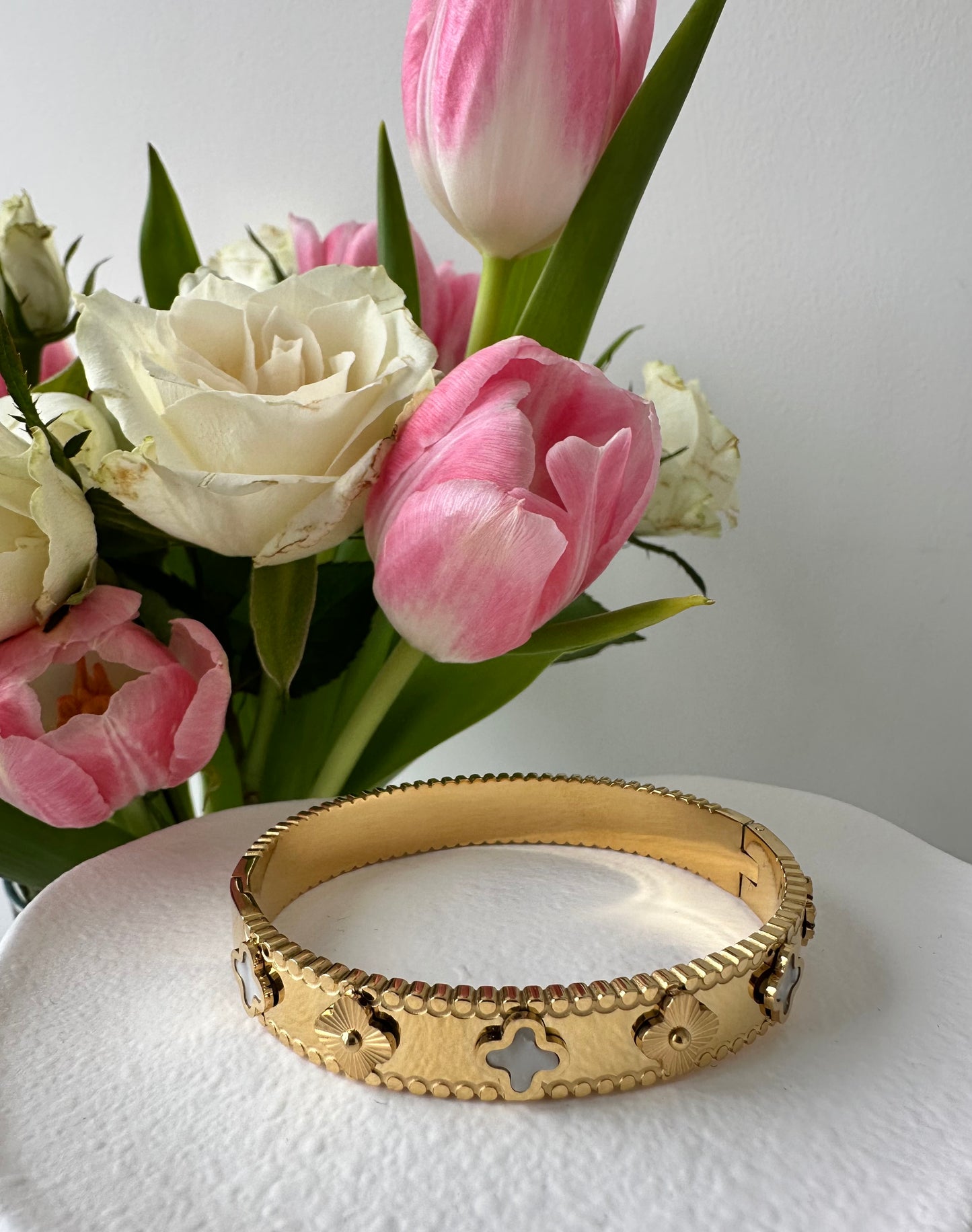 DALIA BANGLE BRACELET