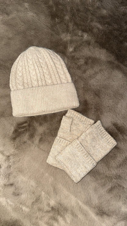 BONNET EN MAILLE