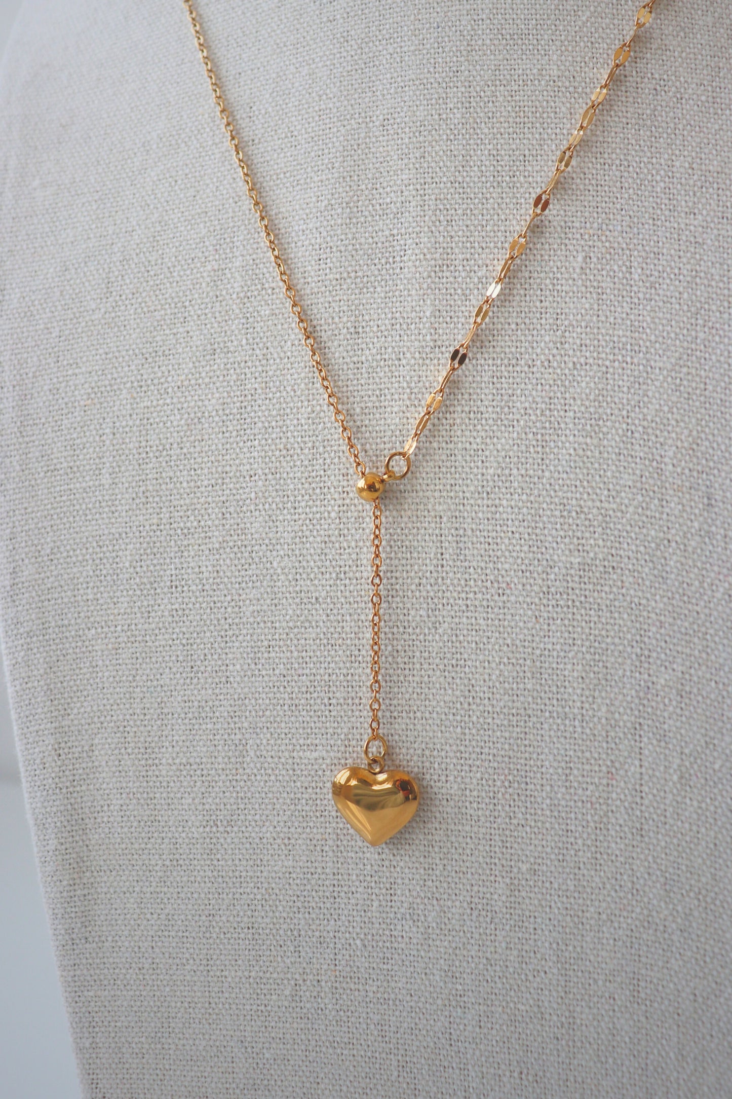 ALYA NECKLACE