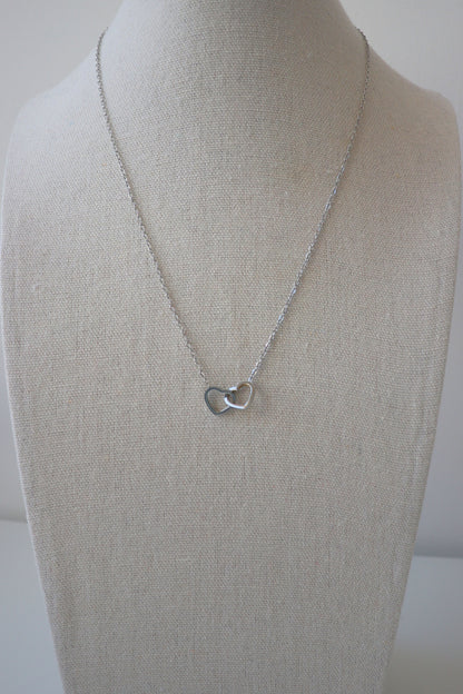 ELIA NECKLACE