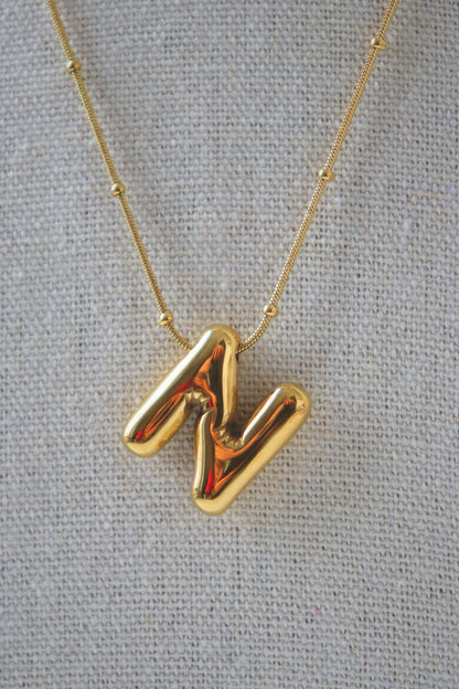 COLLIER ESSENTIEL