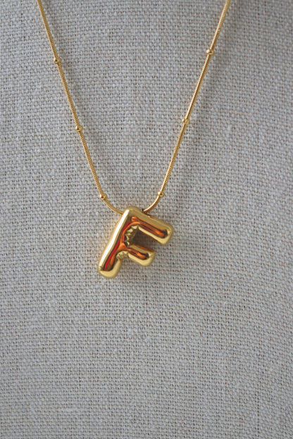 COLLIER ESSENTIEL