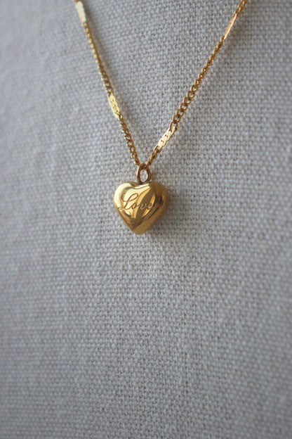 COLLIER LOVA