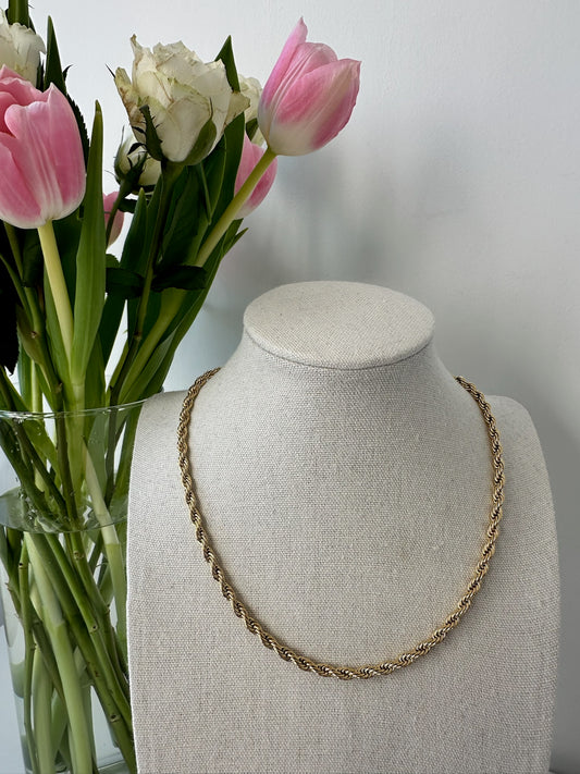 PARURE MAÉ