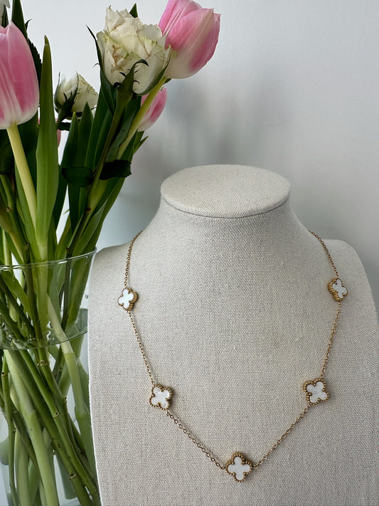 COLLIER ALBA