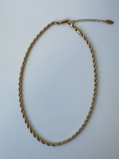 COLLIER MAÉ