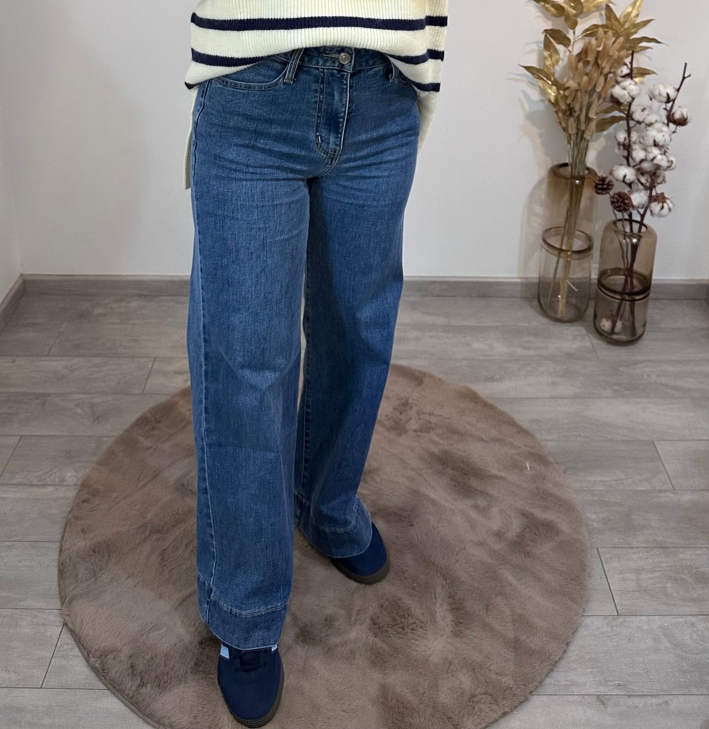 DENIM JEANS